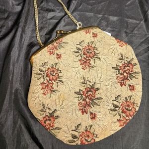 1960s tapestry purse with kiss clasp
